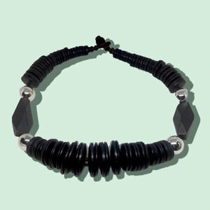 Vintage Unsigned Large Black Flat Bead Geometric Graduated Necklace